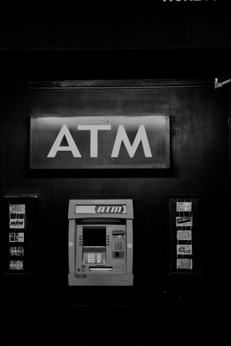 ATM Kartı Yuttuğunda Ne Yapılmalı?