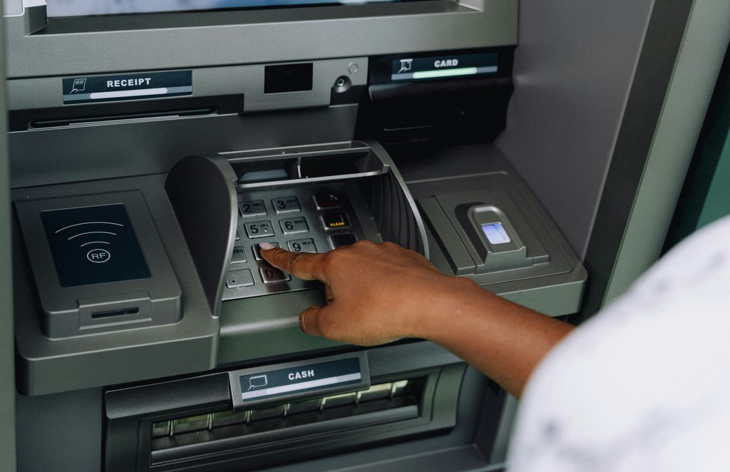 ATM Para Vermiyorsa Ne Yapılır?
