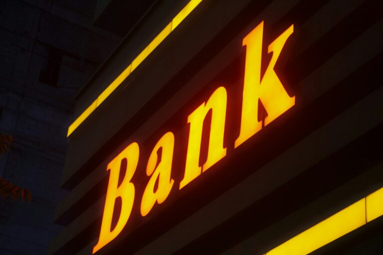 Bankalar Pazar Günü Açık mı?