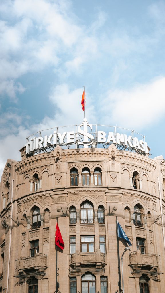 Cumartesi Bankalar Açık mı
